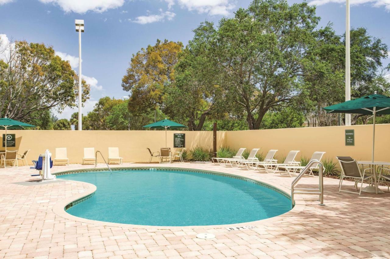 La Quinta By Wyndham Fort Lauderdale Tamarac Exteriér fotografie